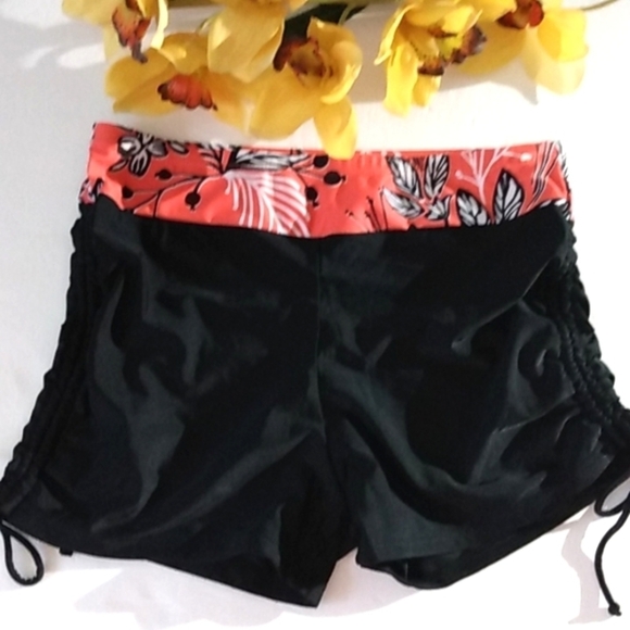 HOLIPICK HIPSTER STRING TIE BIKINI SWIM SHORTS CORAL BLACK WHITE SZ MEDIUM NWOT - Picture 7 of 7